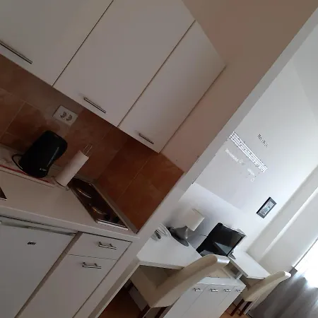 Apartment Megi *